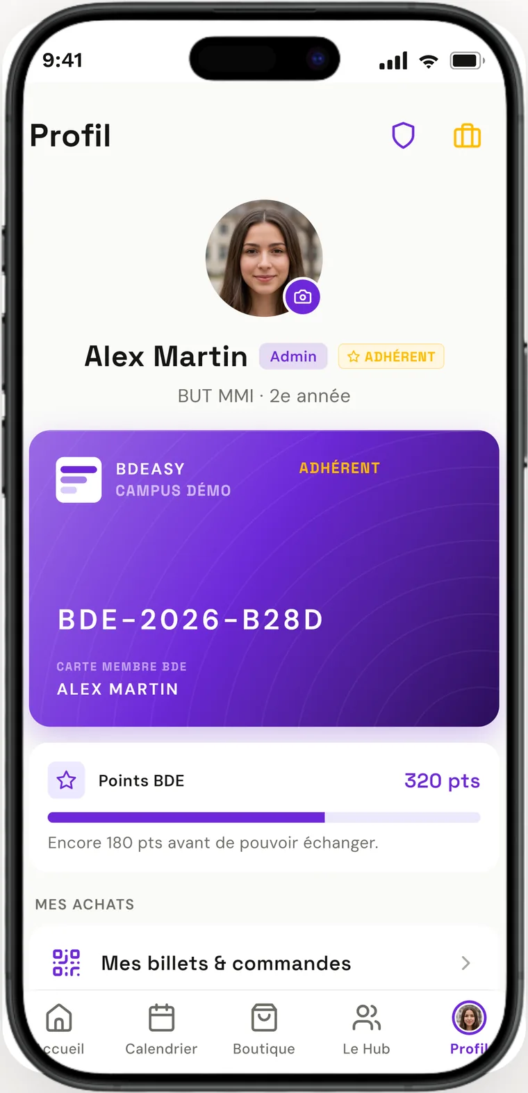 Profil étudiant : carte membre digitale, adhésion et points de fidélité.