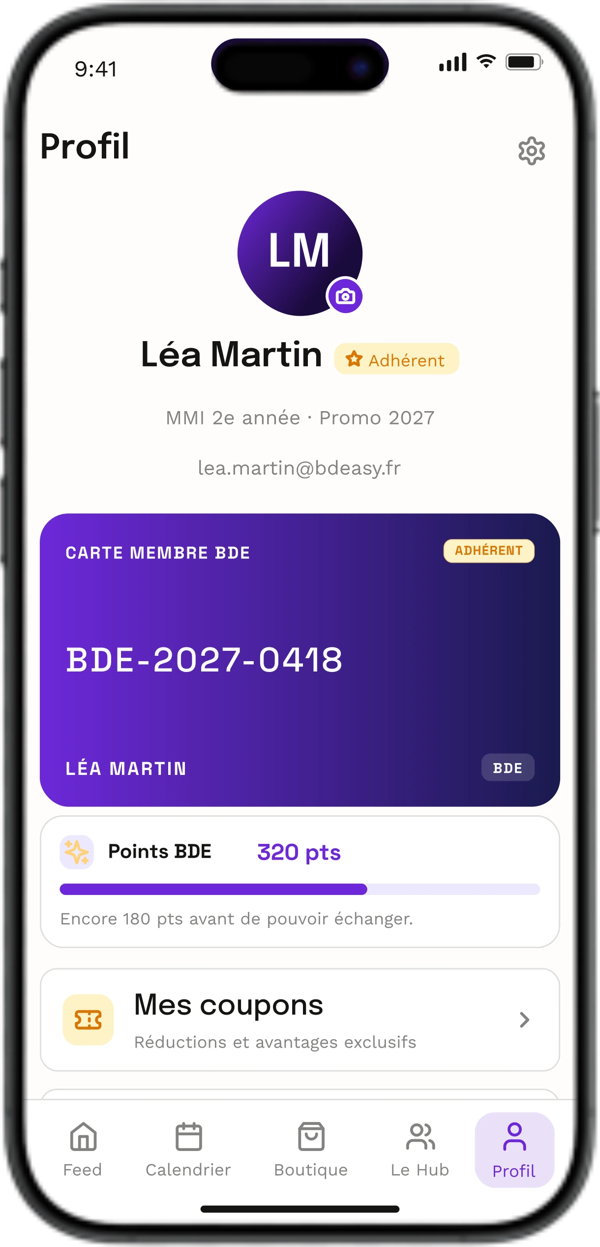 Profil étudiant : carte membre digitale, adhésion et points de fidélité.